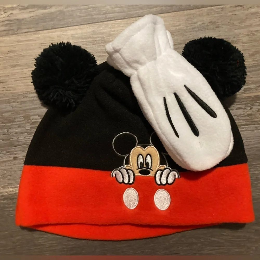 Mickey Mouse Beanie and mittens Toddler set